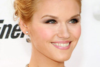 Emily-rose-makeup-for-strawberry-blonde-hair-side
